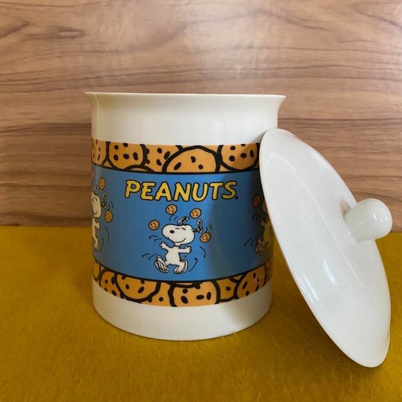 Peanuts Ceramic Cookie Jar - Picture 1 of 5